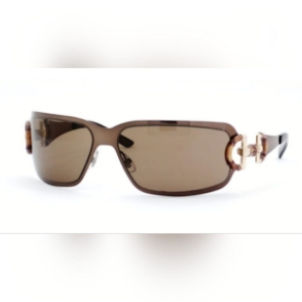 Gucci model GG 2801/S, featuring distinctive bamboo-effect detailing